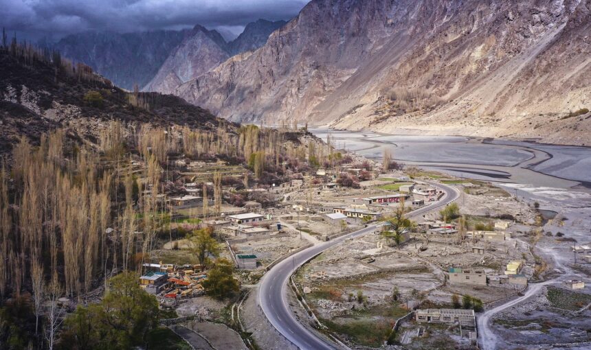 Top Road Trips in Pakistan (2025): Scenic Routes, Travel Tips & Hidden Gems!